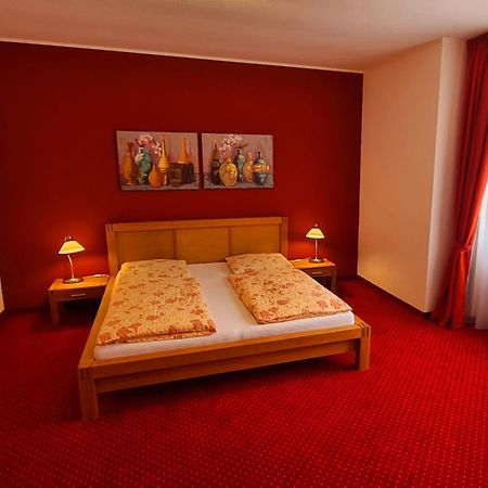 Penzion Valkoun-Lilienfeld Karlovy Vary Esterno foto