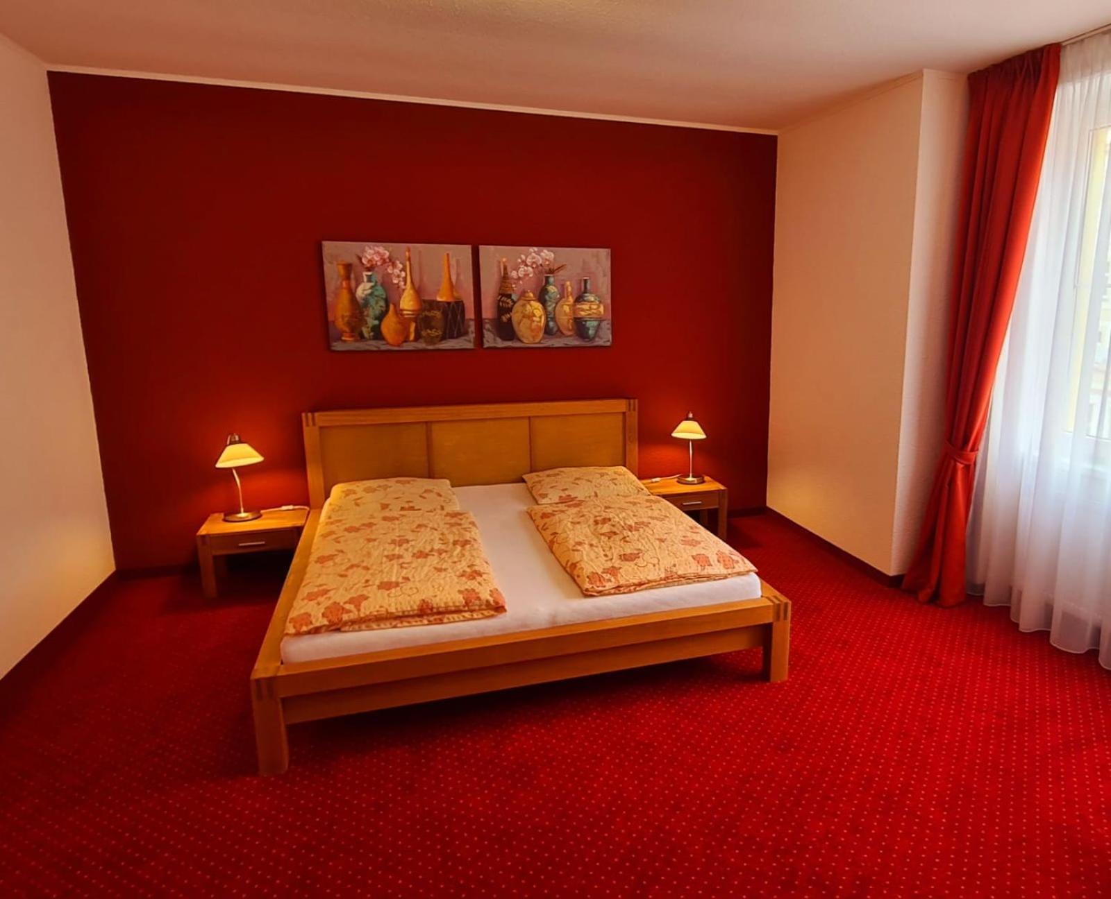 Penzion Valkoun-Lilienfeld Karlovy Vary Esterno foto