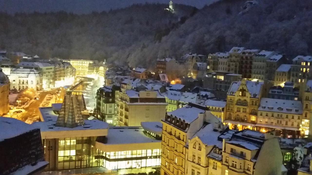 Penzion Valkoun-Lilienfeld Karlovy Vary Esterno foto